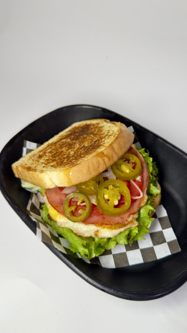 Sandwich (Con pan Blanco) Sencillo
